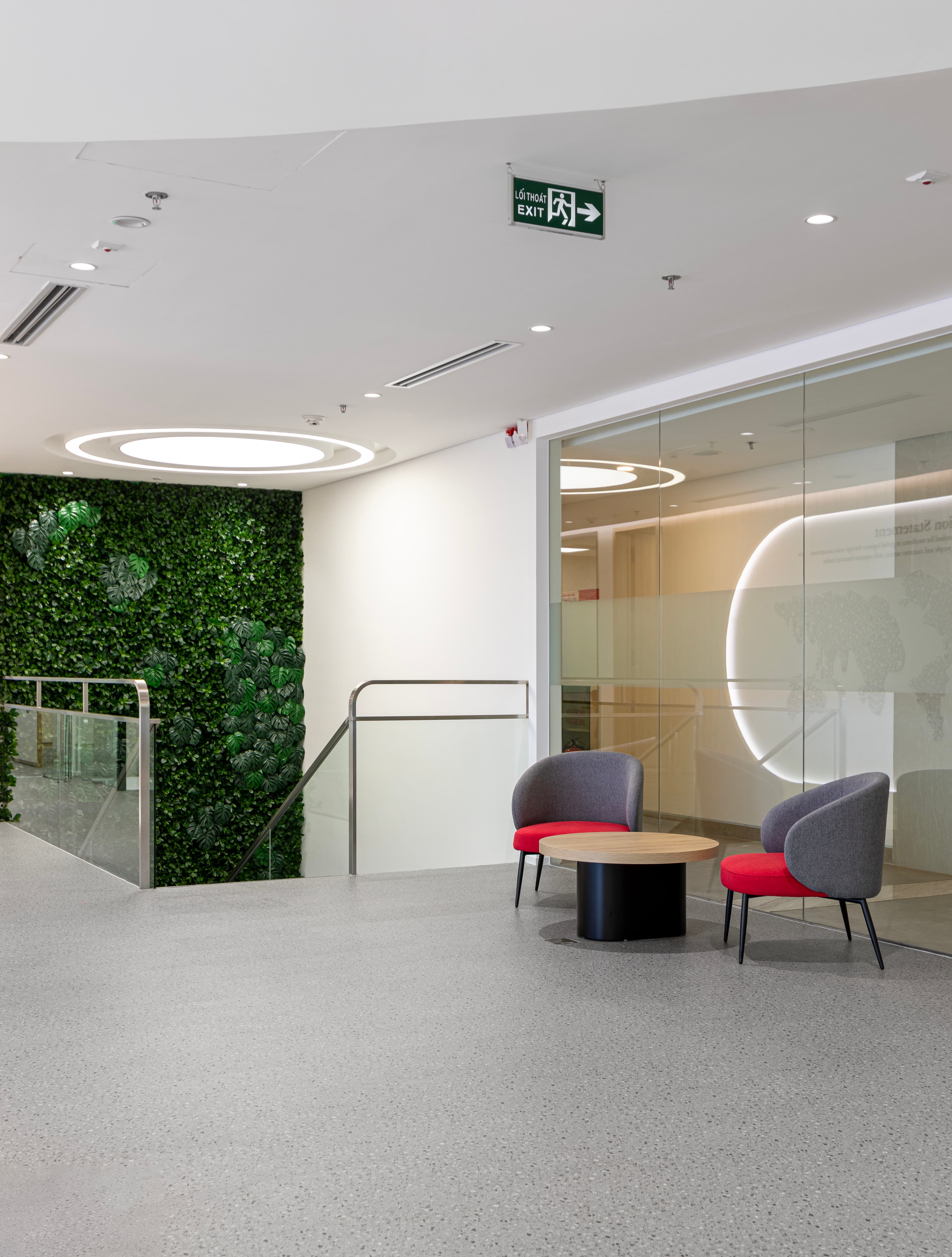 Balancing Innovation with Practicality - Hình 2